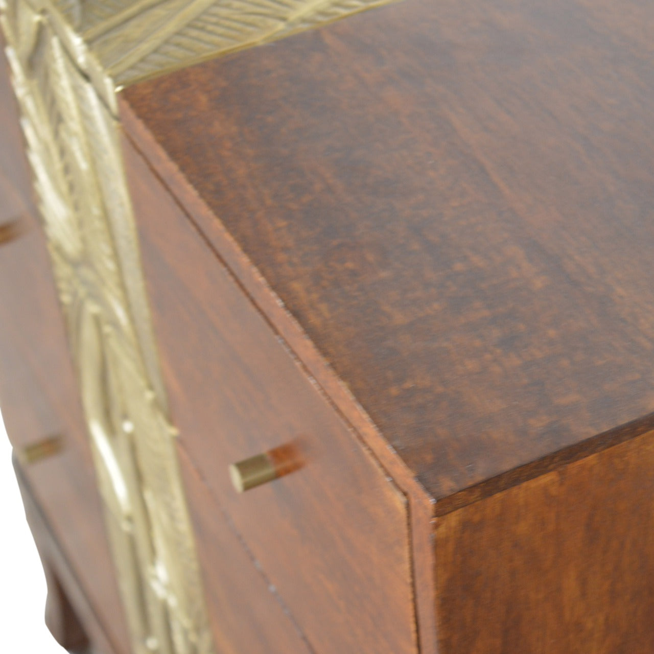 Verandah Chest